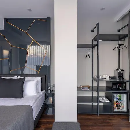 Adalia Hotel 3*